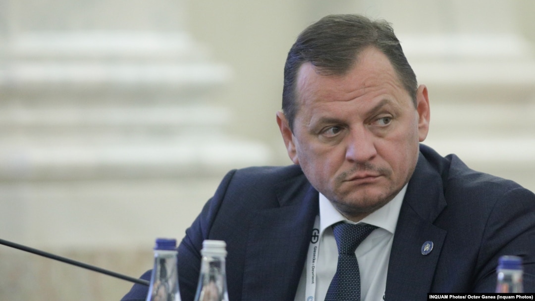  PressOne a publicat un articol în care arată că șeful SIE a plagiat în lucrarea lui de doctorat. 