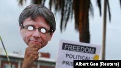 Protest ispred nemačkog konzulata u Barseloni