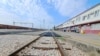 Otpravnici vozova i dispičeri Željezničke infrastrukture Crne Gore obustavili su rad zbog niskih plata i zaustavili željeznički saobraćaj. Podgorica, 22. avgust 2025. 
