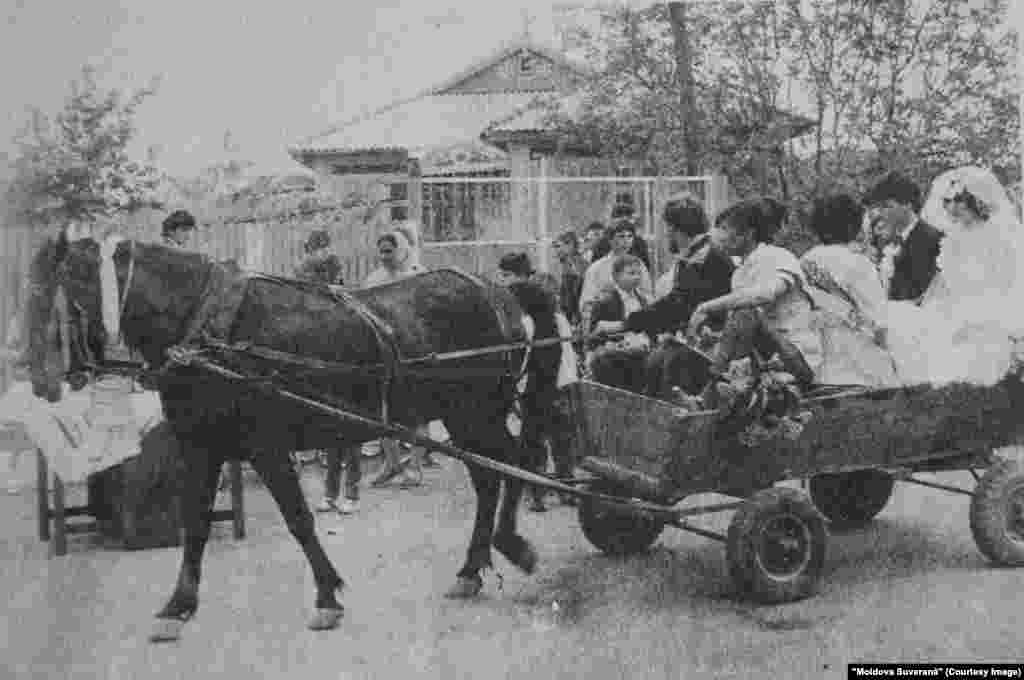 &quot;Moldova Suverană&quot;, 29 mai 1991, hramul la Zâmbreni, Ialoveni