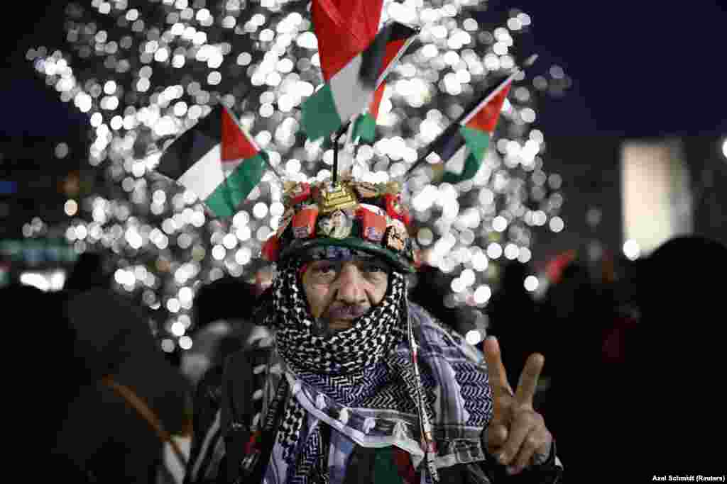 A protester reacts during a demonstration outside the U.S. Embassy in Berlin against U.S. President Donald Trump&#39;s decision to recognize Jerusalem as Israel&#39;s capital. (Reuters/Axel Schmidt)