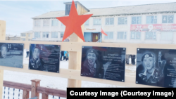 Мемориальная доска погибшим участникам "СВО" в Андрюшкино. Все – представители коренных народов