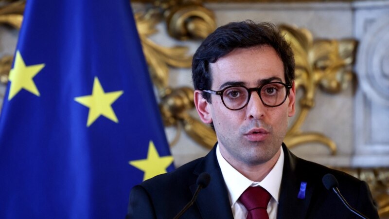 سفر وزیر خارجه فرانسه به لبنان همزمان با «افزایش احتمال» جنگ حزب‌الله و اسرائیل