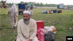 Many thousands have fled the Swat region as Pakistani forces battle Taliban forces.