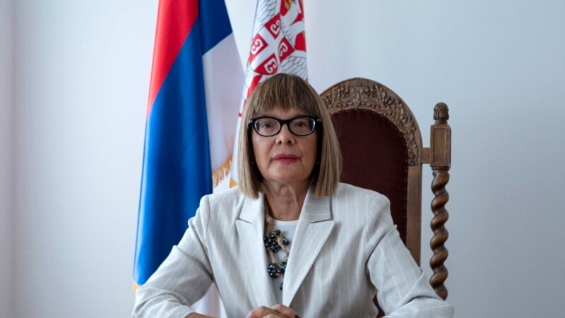 Избрана Влада на Војводина, за прв пат на чело со жена 