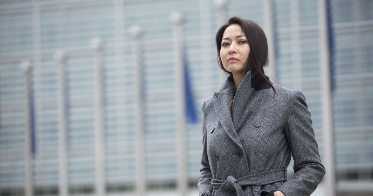 Құл мен қожайын алтын душ