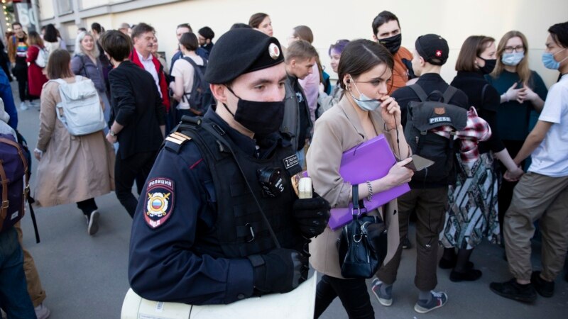 Россияда талабаларнинг DOXA нашри журналистлари жиноятда айбланмоқда