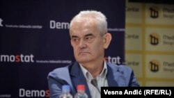 Dragan Janjić, urednik agencije Beta, i potpredsednika NUNS-a.