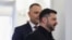 Президент Польщі Навроцький хоче позбавити президента України Зеленського ордена через присвоєння підрозділу ССО імені Героїв УПА