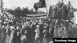 Revoluționari români la Odesa (Foto: Vol. Nicolae Bârdeanu, Dan Nicolaescu, Contribuții la istoria marinei române, vol. I, Din cele mai vechi timpuri până în 1918, București, Editura Științifică și Enciclopedică, 1979).