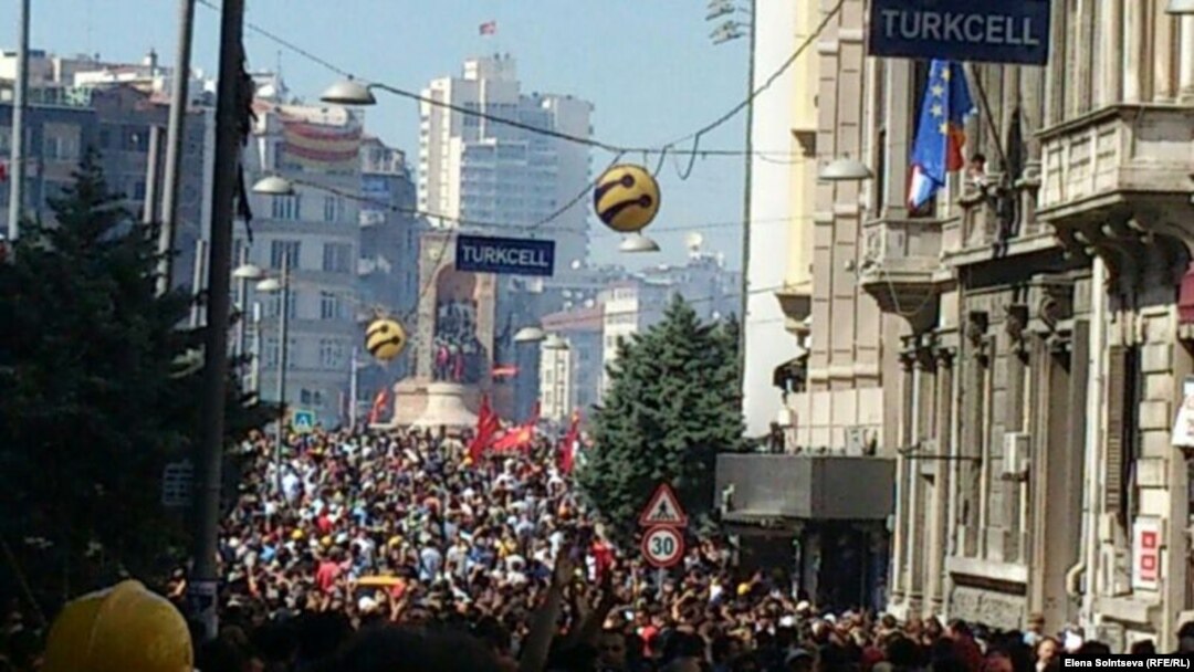 Акция протеста в Стамбуле.
