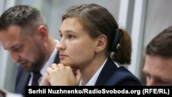 Яна Дугарь прийшла на зустріч Консультативної ради з питань забезпечення прав і свобод захисників України, повідомили в Офісі президента