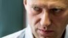 Le Monde: Путін у розмові з Макроном допустив, що Навальний міг сам себе отруїти. Опозиціонер відреагував