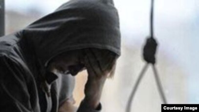 yalangoch eski semiz qultumlar Porno ona akasi opaning bokiraligini oladi