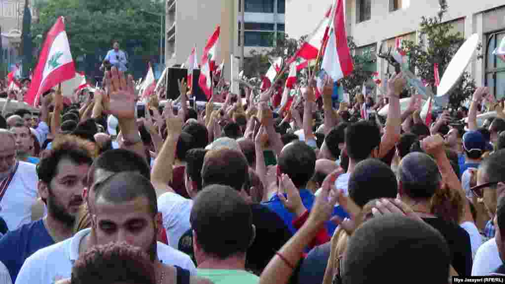 Lebanon -- Lebanon protests against Beirut government over rubbish dispute. August 23, 2015