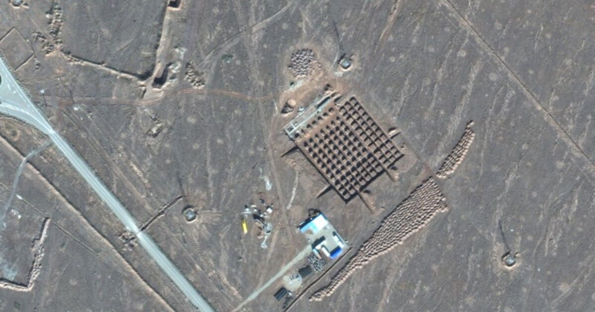 Satellite Photos Reportedly Show New Construction At Iran Nuclear Facility