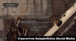 Супутниковий знімок бетонних бункерів в Донецькому аеропорту після атаки Сил оборони ракетами ATACMS та Storm Shadow, 7-8 березня 2026 року