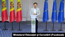Ministrul Educației, Dan Perciun, anunță într-o conferință de presă înființarea Agențiilor Teritoriale pentru Educație (ATE), structuri subordonate direct ministerului de resort, Chișinău, 26 mai 2026