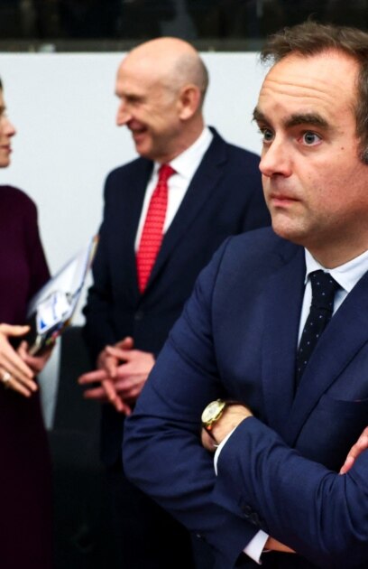 Министрите на отбраната от т нар коалиция на желаещите обсъдиха в