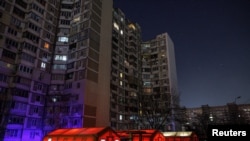 Украина - шатори на владин пункт за хуманитарна помош, Киев, 12 јануари 2026 година. 