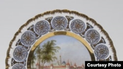 Тарелка с изображением Троице-Сергиевой Лавры. 1848 год