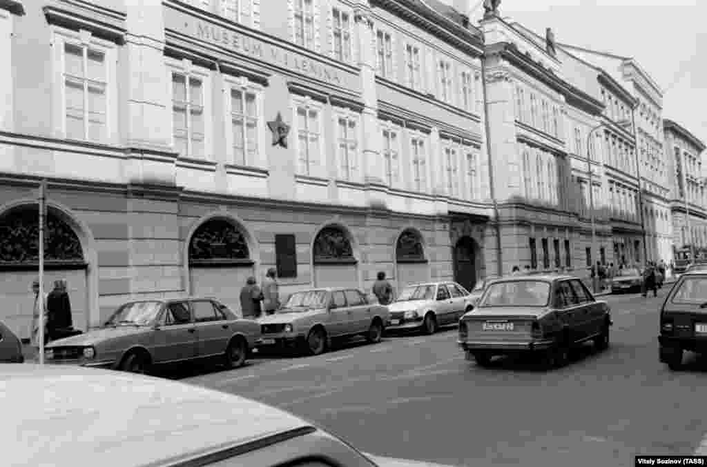 A 1988 photo of the exterior of a museum to Vladimir Lenin that once operated in central Prague