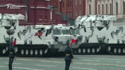 Rusia a prezentat tehnică militară „arctică” la parada din Piața Roșie