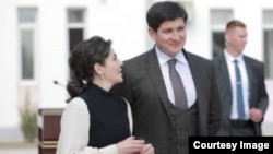 Шахноза Мирзиёева с мужем Отабеком Умаровым
