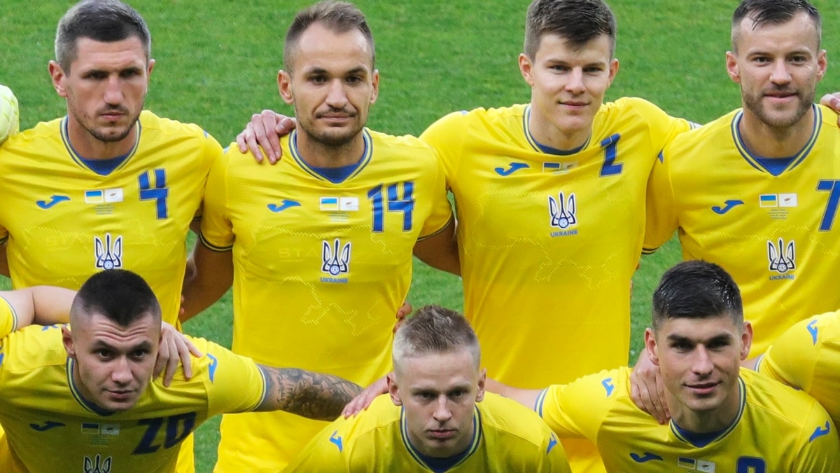 Збірна України планує грати в новій уніформі у першому матчі Євро-2020 – пресаташе