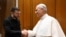 Președintele Ucrainei Volodimir Zelenski a fost primit duminică de Suveranul Pontif