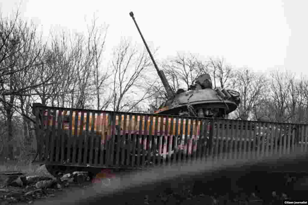 Uglegorsk township, Donetsk region, Ukrain, the territory is controlled bu rebellious Donetsk people republic.