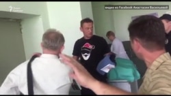 Навального выписали в спецприемник