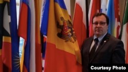 Dodon și Plahotniuc, șah transatlantic