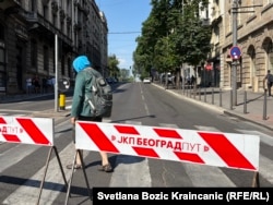 Ograde u centru grada uoči mitinga Srpske napredne stranke 27. juna 2026.