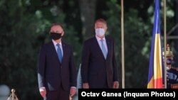 Președintele Republicii Polone, Andrzej Duda și președintele Româniai, Kalus Iohannis, la conferință de presă comună. București, 10 mai 2021.