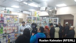 Жалал-Абад шаарындагы дарыканалардын бири. 3-март 2020-жыл. 