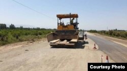 На 92-м километре дороги Ош-Баткен-Исфана. 25 июля 2019 года. 