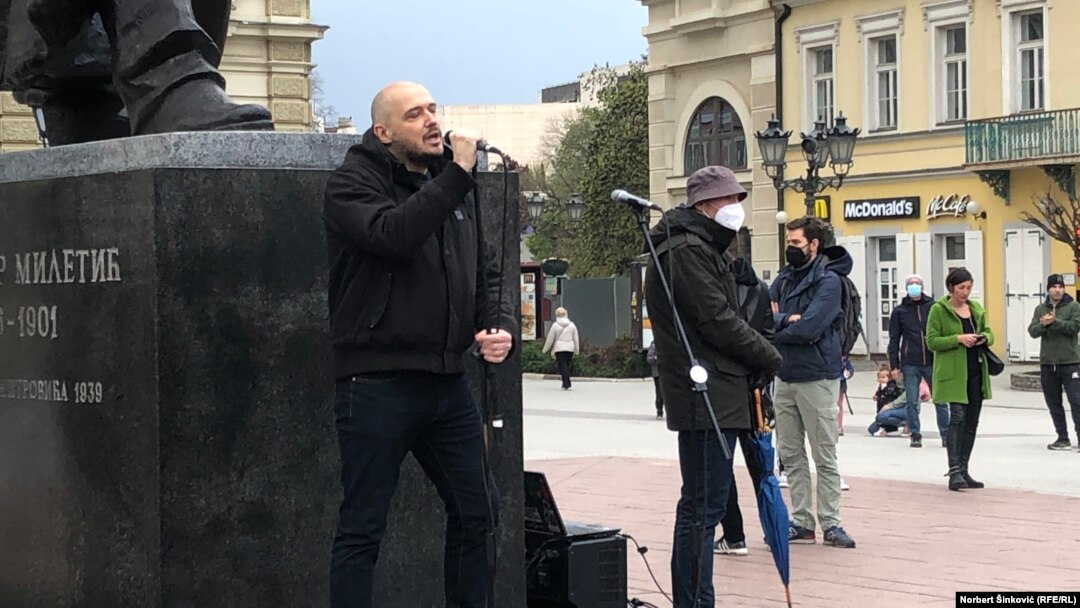 Daško Milinović na antifašističkom protestu (19. april 2021)