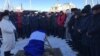 На похоронах Жанболата Агадила. Акмолинская область, 13 ноября 2020 года.
