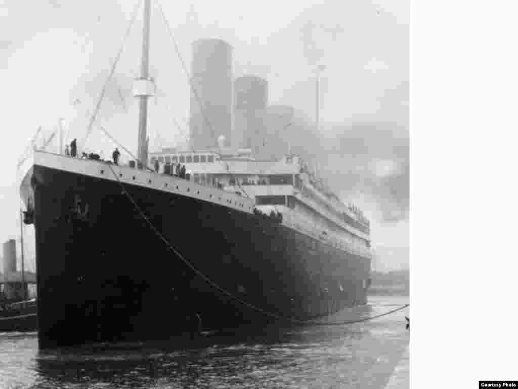 More than 1,500 of the 2,224 people aboard died when the &quot;Titanic&quot; sank in the North Atlantic after hitting an iceberg. An insufficient number of lifeboats meant that only one-third of the passengers could be accommodated.