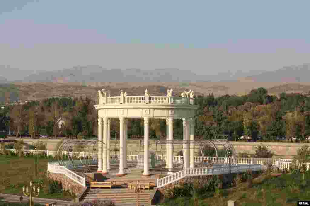 Бузургтарин тафреҳгоҳи атфол #114