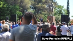 Protest zbog predloženog ukidanja imuniteta Medojeviću