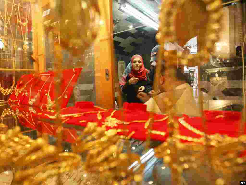 Крама залатых вырабаў у Газе.