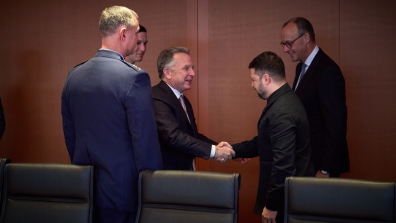 ბერლინში გაიმართა ზელენსკისა და ტრამპის წარმომადგენლების შეხვედრა