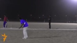 په دبۍ کې ساعتېری په کرکټ