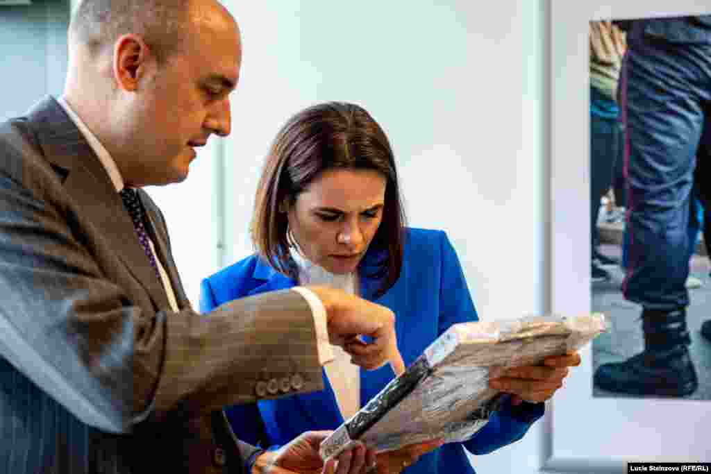 INTERNAL USAGE ONLY -- CZECH REPUBLIC – Belarusian opposition leader Svyatlana Tsikhanouskaya during visit at RFE/RL Headquarters in Prague, June 8, 2021 (permission to be requested at Photo Desk)