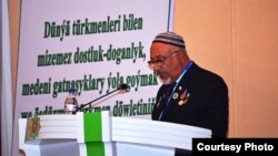 Dünýä türkmenleriniň ynsanperwer bileleşiginiň XVII konferensiýasy geçirildi. Aşgabat, 23-nji oktýabr, 2014 v.