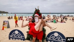 Si u festua Krishtlindja nëpër botë