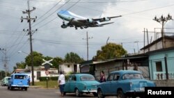 Let aviona iznad Havane, fotoarhiv