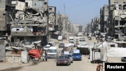 ისრაელის არმიის განახლებული ოპერაციის წინ ღაზის მოსახლეობა ქალაქიდან გარბის. 29 აგვისტო, 2025 წელი